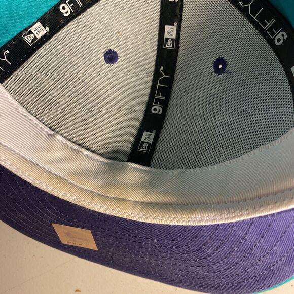 NBA Charlotte Hornets New Era 59Fifty Snapback Hardwood Classics- Retro Design - Picture 11 of 11